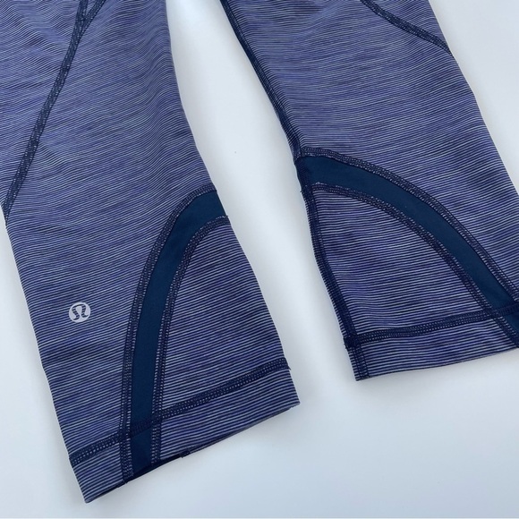 Lululemon Women's Deep Indigo Blue Striped Inspire Crop II Leggings Size 6 - Picture 6 of 10